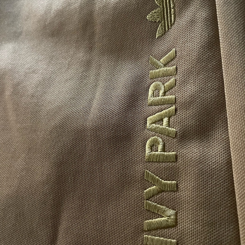 NWT SIZE MEDIUM adidas Ivy Park Wide-Leg Pants MESA - Picture 5 of 7